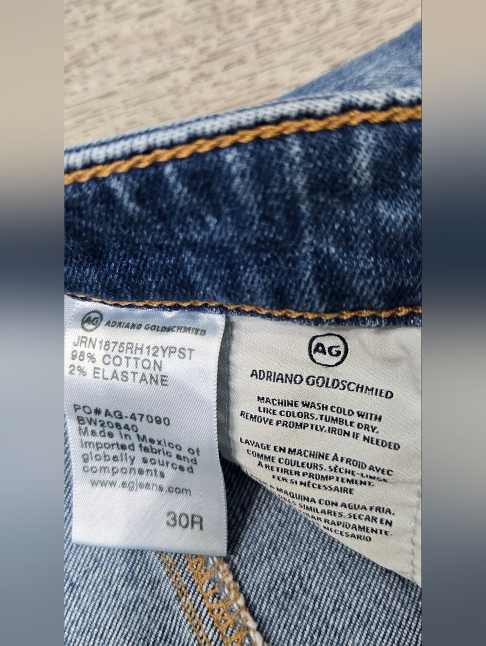 AG The Mari High Rise Straight Jeans Raw Hem Medium Wash Sz 30R - Picture 12 of 14